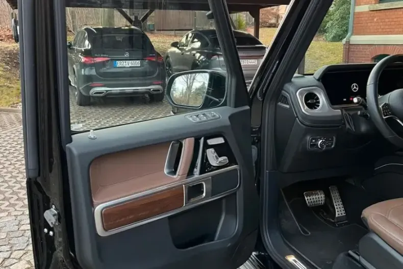 Mercedes-Benz G 450 din 2024 cu 18.500 km - oferta MER178505 - foto 18