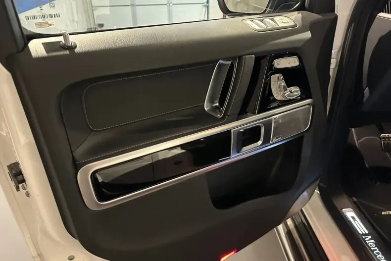 Mercedes-Benz G 450 din 2025 cu 8.405 km - oferta MER178507 - foto 11