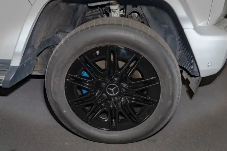 Mercedes-Benz G 580 (Clasa G) din 2024 cu 10.336 km - oferta MER178508 - foto 3