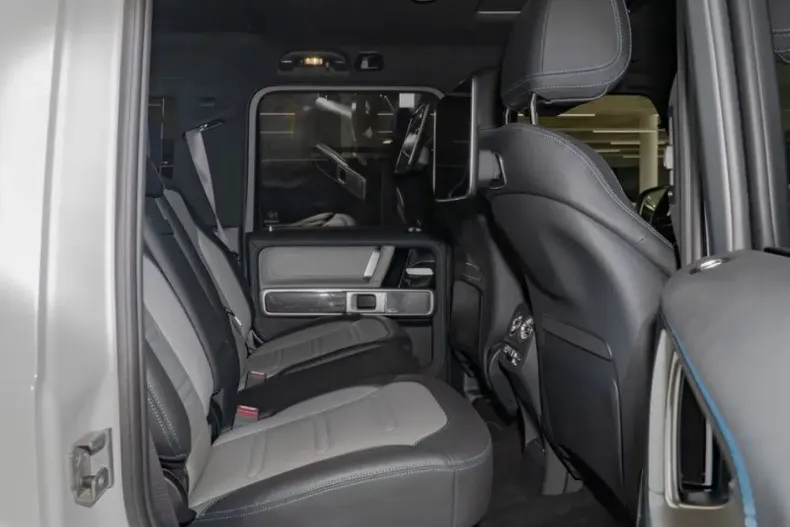 Mercedes-Benz G 580 (Clasa G) din 2024 cu 10.336 km - oferta MER178508 - foto 8