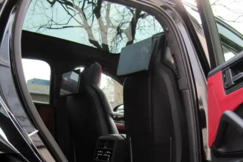 Porsche Cayenne din 2025 cu 8.300 km - oferta POR178521 - foto 4