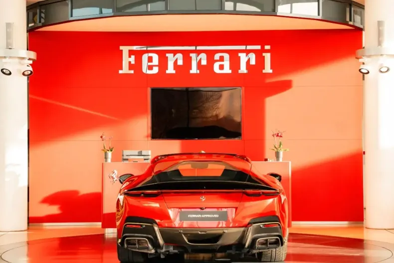 Ferrari 12Cilindri din 2025 cu 5.550 km - oferta FER178528 - foto 4