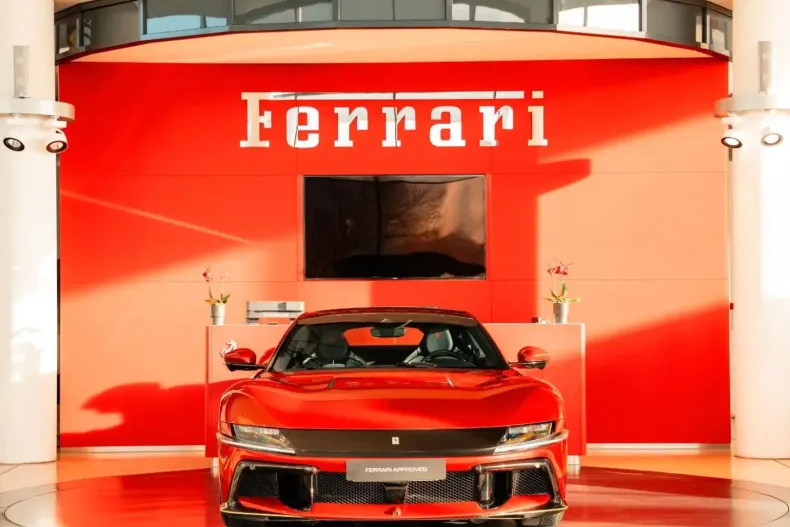 Ferrari 12Cilindri din 2025 cu 5.550 km - oferta FER178528 - foto 8