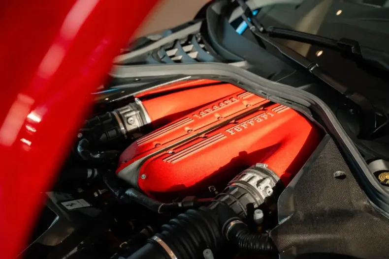 Ferrari 12Cilindri din 2025 cu 5.550 km - oferta FER178528 - foto 12