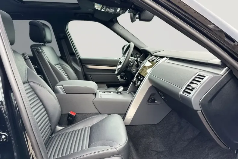 Land Rover Discovery din 2024 cu 27.500 km - oferta LAN178534 - foto 3