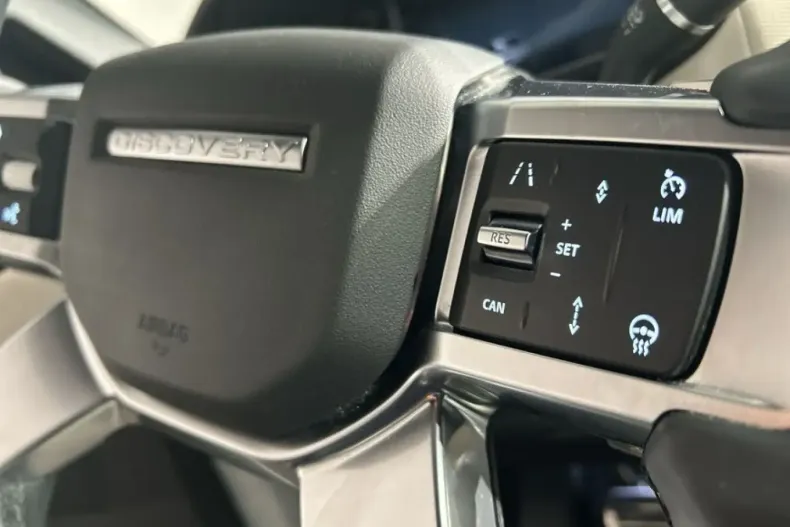 Land Rover Discovery din 2024 cu 18.500 km - oferta LAN178539 - foto 17