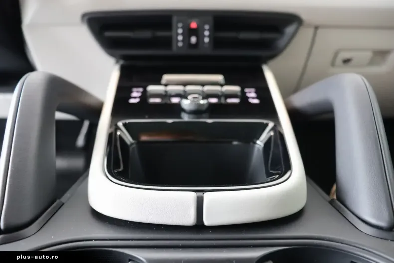 Porsche Cayenne din 2024 cu 24.445 km - oferta POR178542 - foto 17