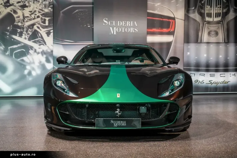 Ferrari 812 din 2022 cu 2.950 km - oferta FER178546 - foto 3