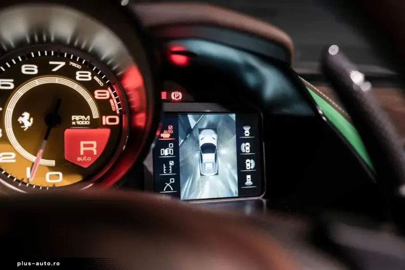 Ferrari 812 din 2022 cu 2.950 km - oferta FER178546 - foto 12