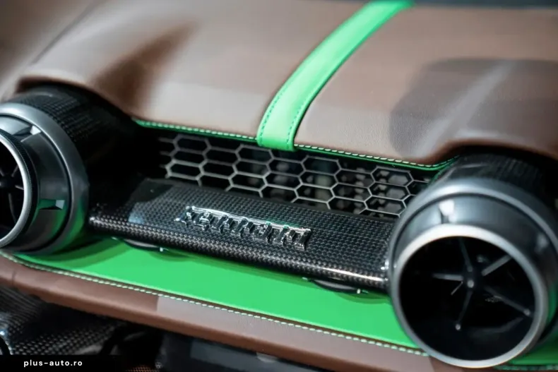 Ferrari 812 din 2022 cu 2.950 km - oferta FER178546 - foto 16