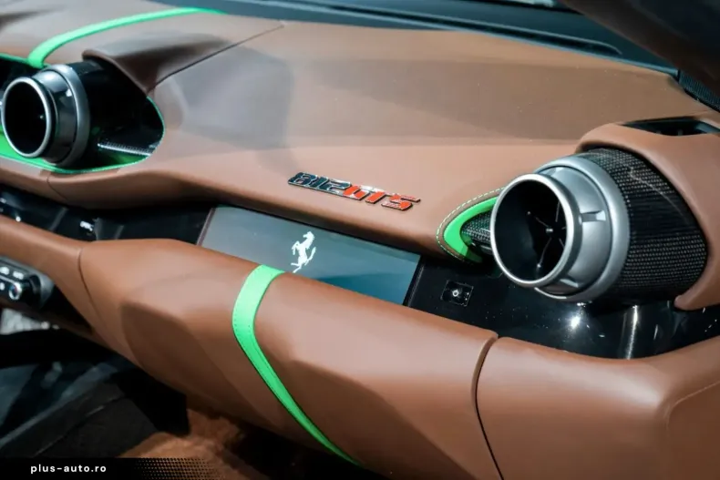 Ferrari 812 din 2022 cu 2.950 km - oferta FER178546 - foto 17