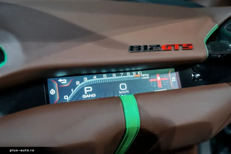 Ferrari 812 din 2022 cu 2.950 km - oferta FER178546 - foto 18