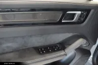 Porsche Cayenne din 2021 cu 92.920 km - oferta POR178549 - foto 9