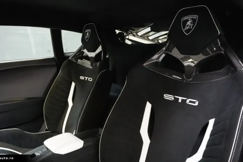 Lamborghini Huracán din 2022 cu 4.422 km - oferta LAM178550 - foto 11