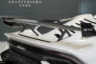 Lamborghini Huracán din 2022 cu 4.422 km - oferta LAM178550 - foto 15
