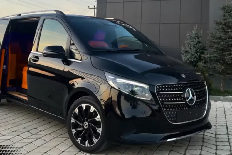 Mercedes-Benz V 300 (Clasa V) din 2026 cu 10 km - oferta MER178553 - foto 1