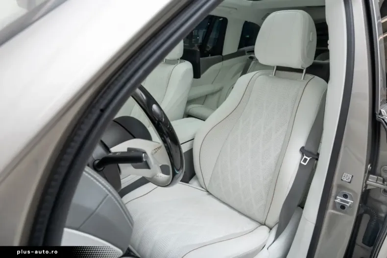 Mercedes-Benz GLS 600 (Clasa GLS) din 2024 cu 6.600 km - oferta MER178554 - foto 17