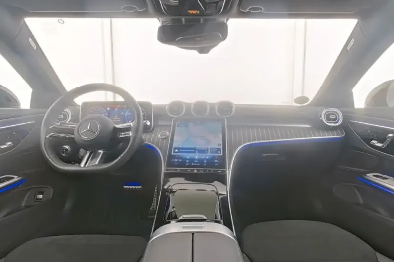 Mercedes-Benz CLE 300 (Clasa CLE) din 2024 cu 16.352 km - oferta MER178561 - foto 6