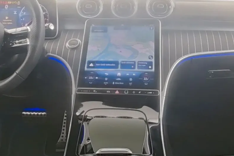 Mercedes-Benz CLE 300 (Clasa CLE) din 2024 cu 16.352 km - oferta MER178561 - foto 9