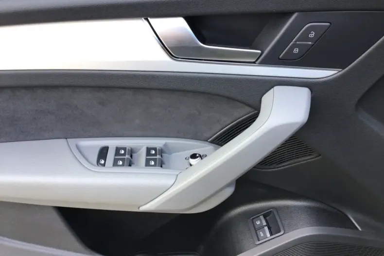 Audi Q5 din 2022 cu 65.000 km - oferta AUD178563 - foto 7