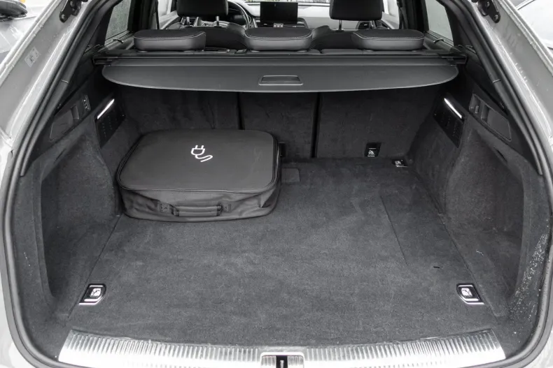 Audi Q5 din 2022 cu 85.078 km - oferta AUD178564 - foto 18