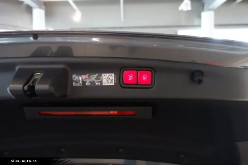 Mercedes-Benz C 43 AMG din 2024 cu 16.713 km - oferta MER178566 - foto 16