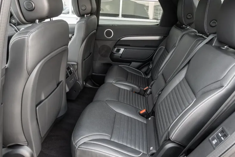 Land Rover Discovery din 2024 cu 14.139 km - oferta LAN178577 - foto 16