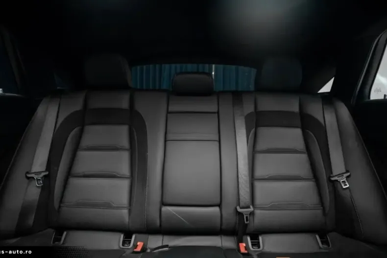 Mercedes-Benz GLE 53 AMG (Clasa GLE) din 2023 cu 14.370 km - oferta MER178582 - foto 13