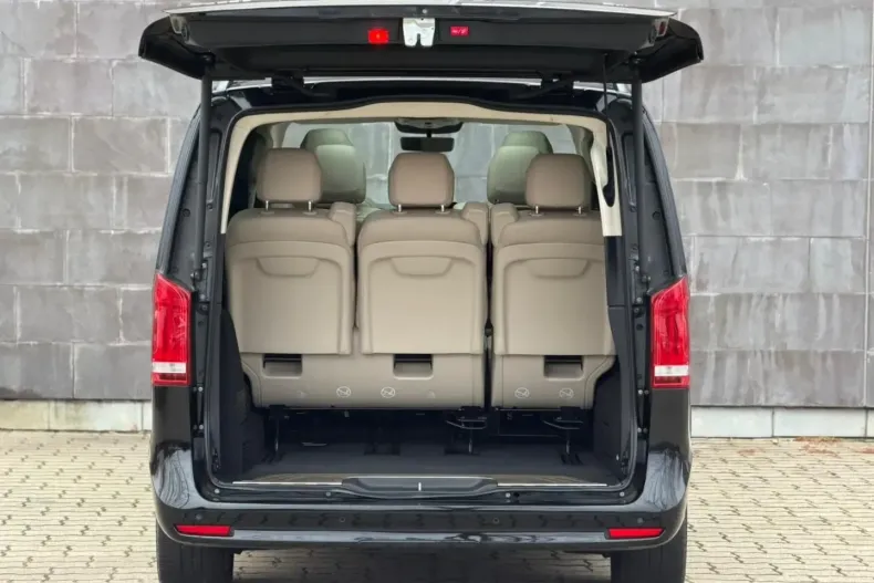 Mercedes-Benz V 300 (Clasa V) din 2023 cu 99.700 km - oferta MER178584 - foto 7