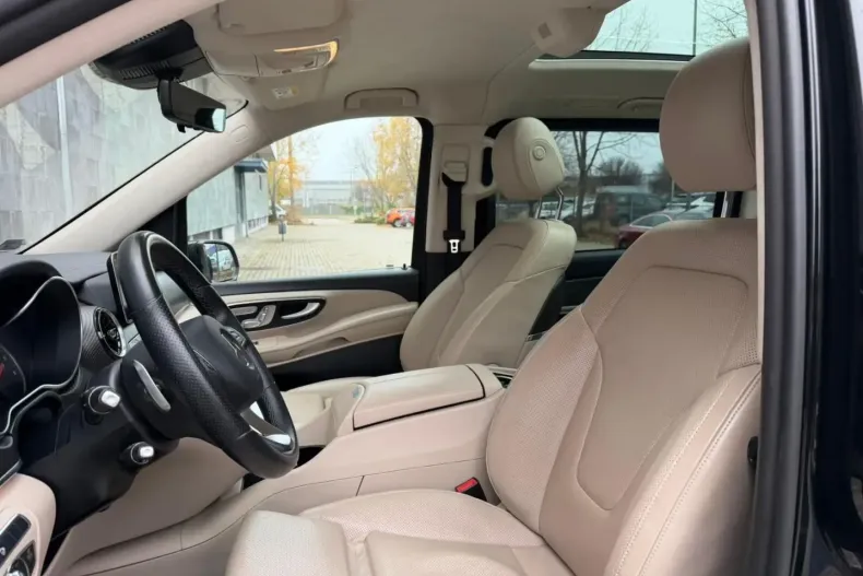 Mercedes-Benz V 300 (Clasa V) din 2023 cu 99.700 km - oferta MER178584 - foto 12