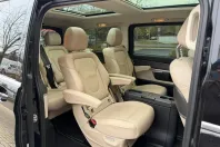 Mercedes-Benz V 300 (Clasa V) din 2023 cu 99.700 km - oferta MER178584 - foto 18