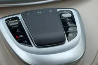 Mercedes-Benz V 300 (Clasa V) din 2023 cu 99.700 km - oferta MER178584 - foto 23