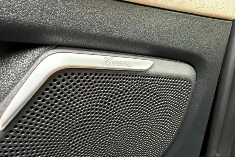 Mercedes-Benz V 300 (Clasa V) din 2023 cu 99.700 km - oferta MER178584 - foto 26