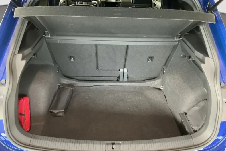 Volkswagen Tiguan din 2024 cu 12.301 km - oferta VOL178588 - foto 17