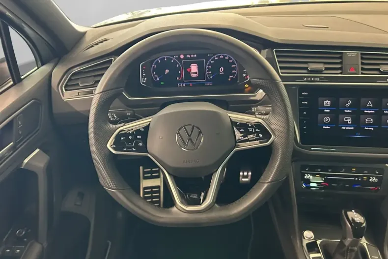 Volkswagen Tiguan din 2024 cu 17.019 km - oferta VOL178590 - foto 11