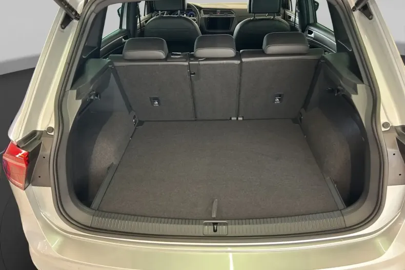 Volkswagen Tiguan din 2024 cu 17.019 km - oferta VOL178590 - foto 13