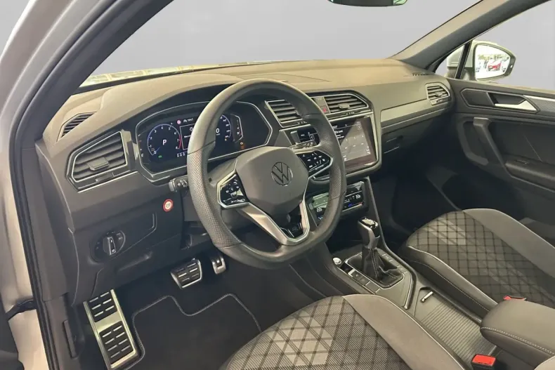 Volkswagen Tiguan din 2024 cu 17.019 km - oferta VOL178590 - foto 15