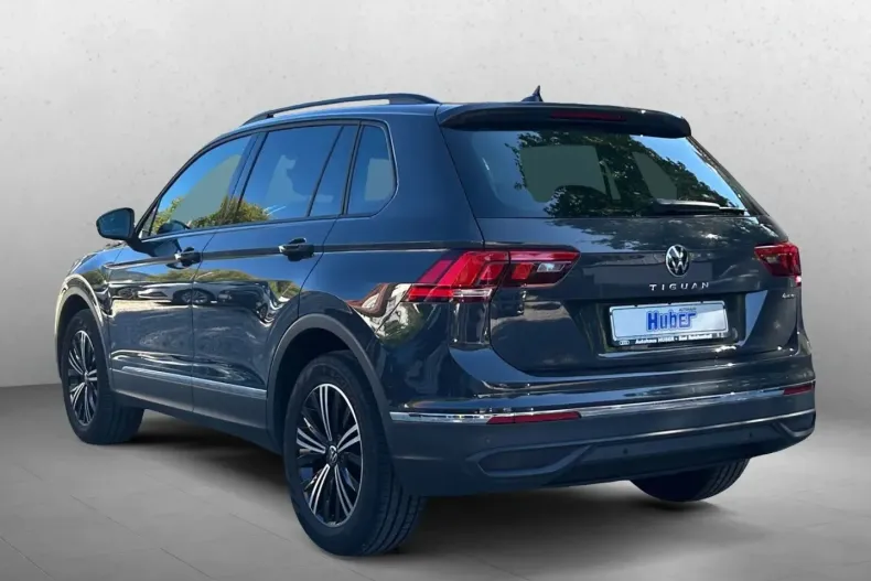 Volkswagen Tiguan din 2023 cu 42.300 km - oferta VOL178592 - foto 5