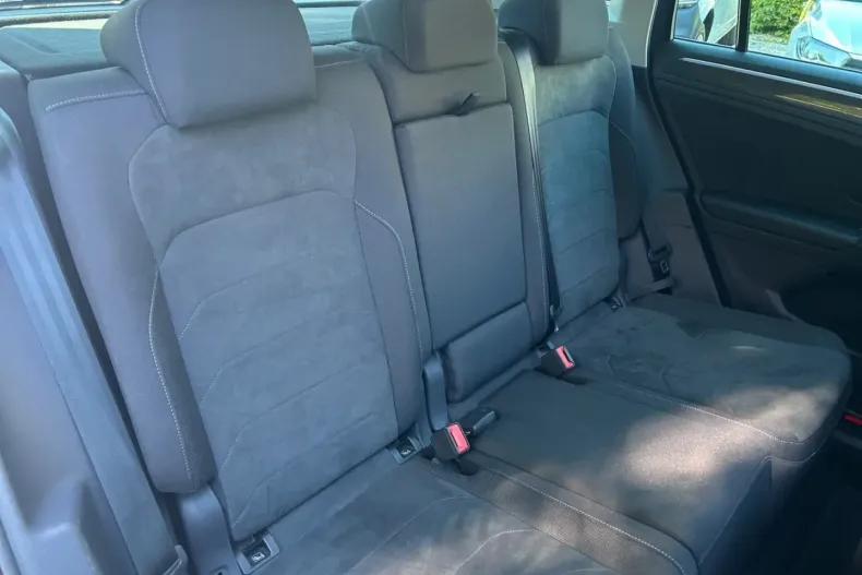 Volkswagen Tiguan din 2023 cu 42.300 km - oferta VOL178592 - foto 10