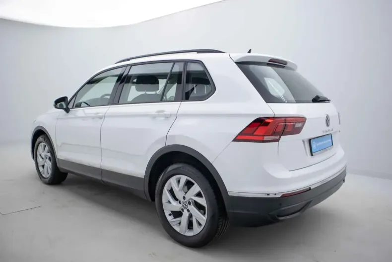 Volkswagen Tiguan din 2023 cu 51.091 km - oferta VOL178593 - foto 4