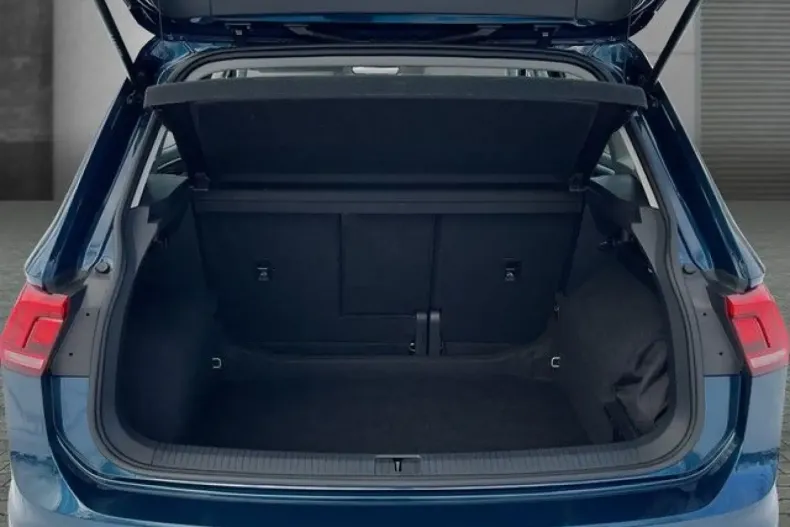 Volkswagen Tiguan din 2023 cu 79.995 km - oferta VOL178596 - foto 7