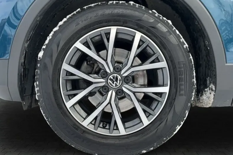 Volkswagen Tiguan din 2023 cu 79.995 km - oferta VOL178596 - foto 8