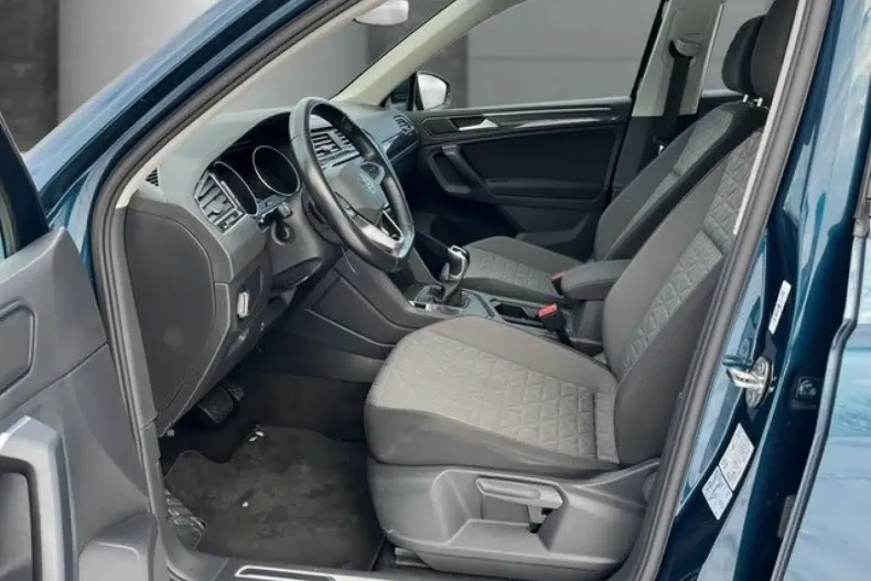 Volkswagen Tiguan din 2023 cu 79.995 km - oferta VOL178596 - foto 12