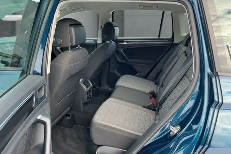 Volkswagen Tiguan din 2023 cu 79.995 km - oferta VOL178596 - foto 14