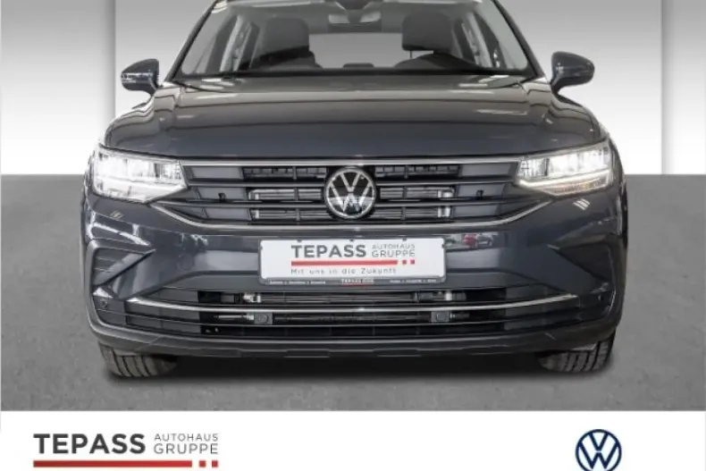 Volkswagen Tiguan din 2023 cu 32.432 km - oferta VOL178597 - foto 3