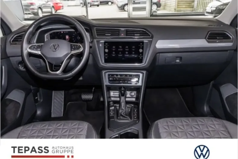 Volkswagen Tiguan din 2023 cu 32.432 km - oferta VOL178597 - foto 7
