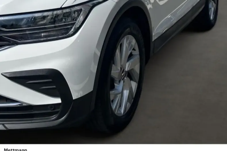 Volkswagen Tiguan din 2023 cu 78.963 km - oferta VOL178599 - foto 8