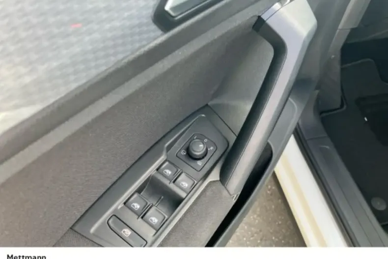 Volkswagen Tiguan din 2023 cu 78.963 km - oferta VOL178599 - foto 10