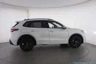 Volkswagen Tiguan din 2024 cu 29.990 km - oferta VOL178601 - foto 3