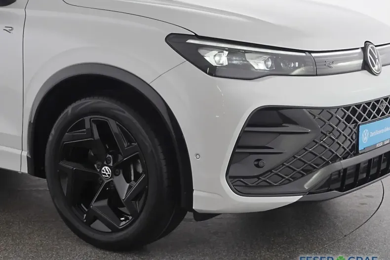 Volkswagen Tiguan din 2024 cu 29.990 km - oferta VOL178601 - foto 5